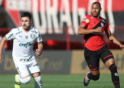 Palmeiras supera Atlético-GO pelo Brasileiro e vence a sétima seguida