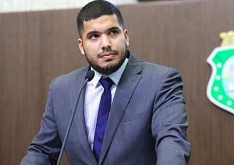 Deputado bolsonarista é condenado a indenizar jornalista da Folha 