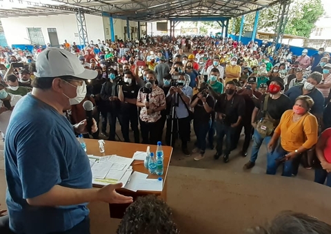 Braga é recebido com festa em Itacoatiara e anuncia novas obras de infraestrutura