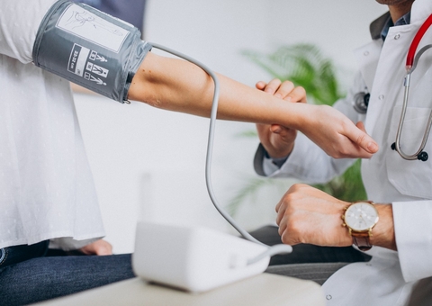 Combate ao Colesterol: Saiba como identificar a doença silenciosa