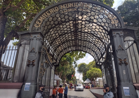 Cemitérios de Manaus reabrem para visitação a partir desta segunda 