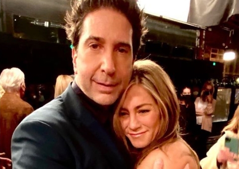Jennifer Aniston e David Schwimmer podem estar juntos, diz revista