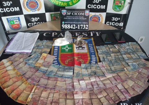 Mulheres são presas vendendo drogas em bar de Manaus