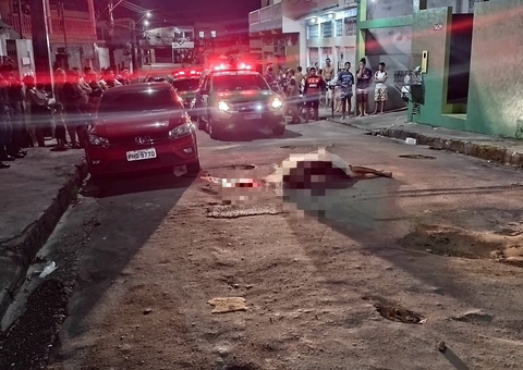 Vídeo mostra ataque criminoso que terminou com um morto e um baleado em Manaus
