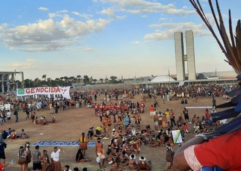 Indígenas protestam em frente ao STF contra ‘Marco Temporal’, que retira direitos sobre terras