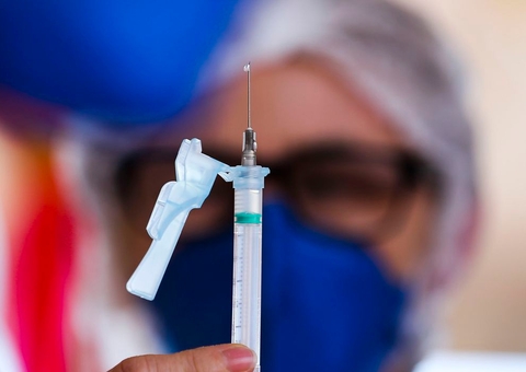 Covid-19: Brasil bate novo recorde de casos registrados em 24h