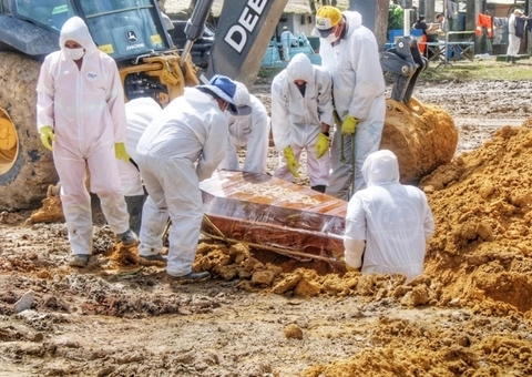 Manaus registra 34 enterros neste domingo