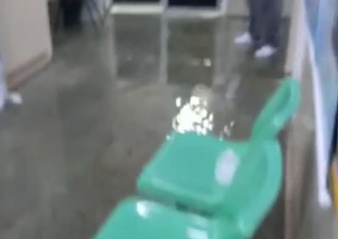 Vídeo: Hospital João Lúcio fica alagado durante temporal em Manaus: ‘risco de infecção’