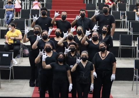 Universidade abre espaço para revelar novos talentos em Manaus