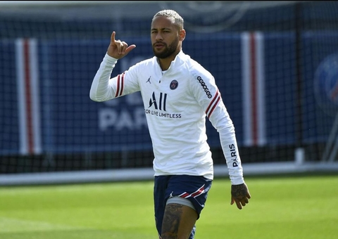 Neymar recebe cerca de 40 milhões a mais para ser simpático com os Fãs 