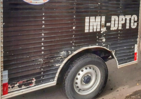 Feto com cerca de 5 meses é encontrado por populares em igarapé de Manaus 