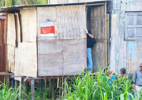 Criminosos executam homem a tiros e sequestram amigo em Manaus