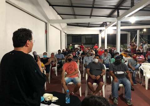 Braga lamenta em encontro com moradores falta de centro de convivência no Jorge Teixeira