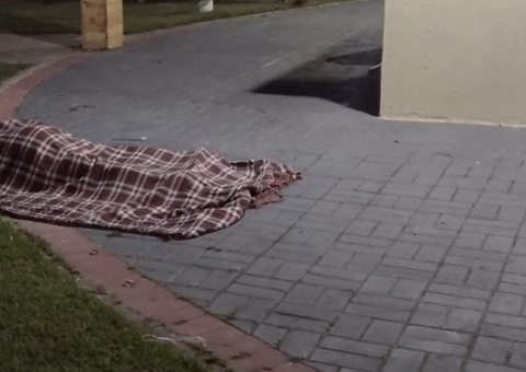 Dono de bar é assassinado a tiros em Manaus; Esposa foi baleada 