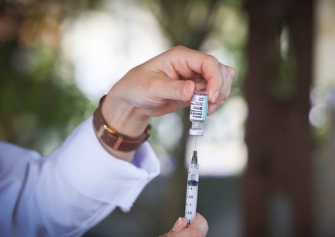 Pesquisa revela que pessoas não vacinadas têm 11 vezes mais chance de morrer