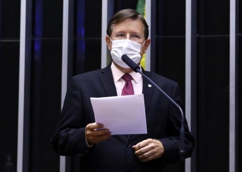 Deputado cobra psicólogos nas escolas para previnir o suicídio no Amazonas