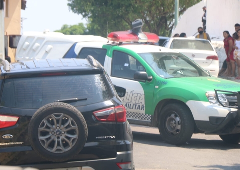 Corpo encontrado em carro em Manaus é de técnica de enfermagem
