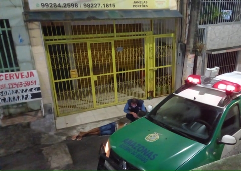 Homem é executado com 8 tiros enquanto caminhava em rua de Manaus