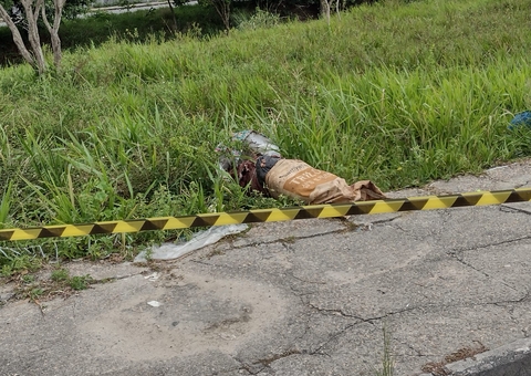 Corpo achado dentro de saco em Manaus levou 7 facadas no pescoço e quase foi esquartejado 
