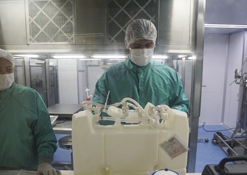 Fiocruz recebe na quarta insumos para produzir 5,2 milhões de doses