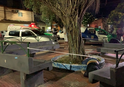 Homem é morto a tiros por grupo em carro em Manaus