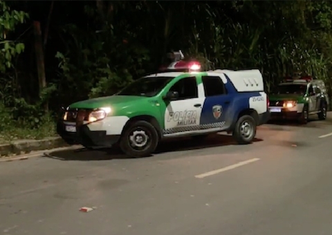 Corpo de homem é encontrado em área de mata em Manaus