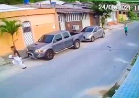 Cobrador de ônibus é baleado em Manaus ao sair para trabalhar; vídeo