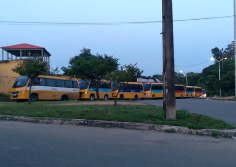 Problema em sistema paralisa transporte Alternativo em Manaus