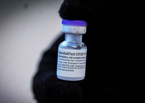 Covid-19: nova remessa de vacinas da Pfizer chega ao país