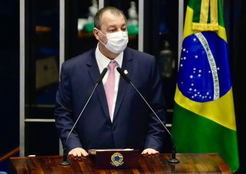 Omar Aziz será relator de projeto que cria Memorial para vítimas da Covid