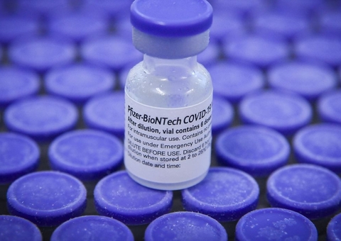 Covid-19: nova remessa de vacinas da Pfizer chega ao país