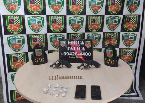 Casal do crime é preso com armas e drogas em carro por aplicativo em Manaus