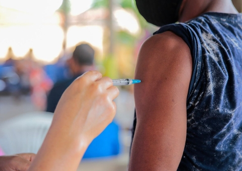 Há mais de um mês sem óbitos por Covid, Parintins vira destaque nacional e intensifica vacinação