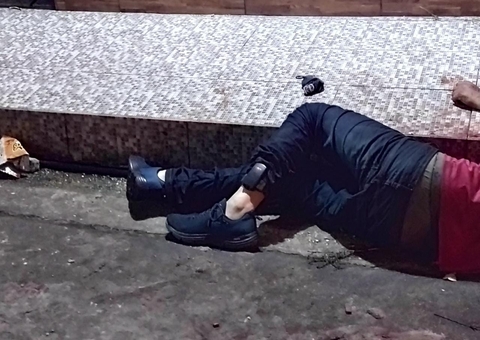 Detento tem olhos furados com chave de fenda durante linchamento em Manaus