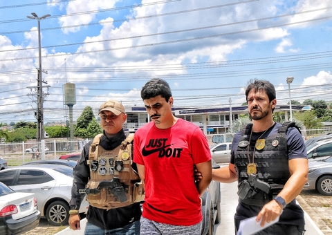 Carro apreendido com suspeito foi usado para matar cantor Romarinho Mec em Manaus