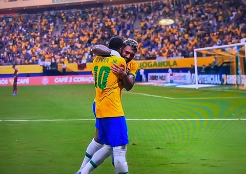 Brasil dá show e derrota Uruguai por goleada de  4 a 1 na Arena da Amazônia