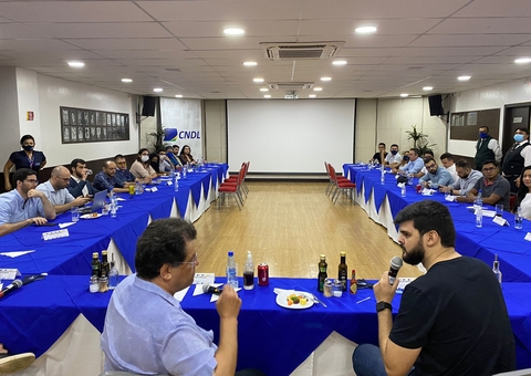Eduardo defende grandes investimentos em roteiros para alavancar o turismo no Amazonas