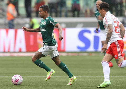 Palmeiras vence Internacional e retorna ao G4 do Brasileiro