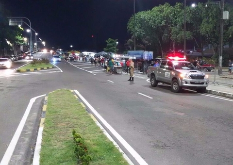 Alameda do Samba segue interditada para Feira do Tururi em Manaus