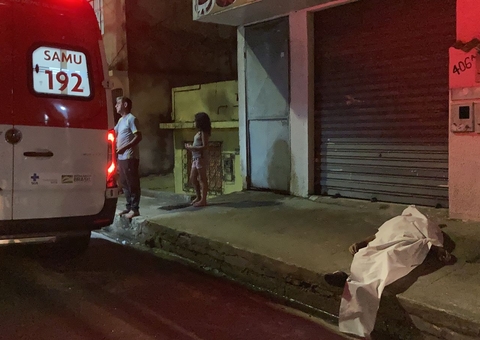 Homem morre após cair de cabeça em escada de casa em Manaus