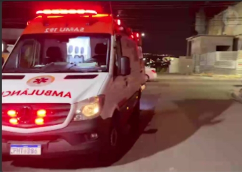 Motorista foge após atropelar homem em rua de Manaus