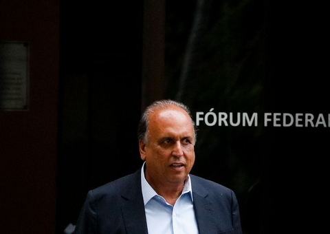 Ex-governador Pezão retira tornozeleira eletrônica