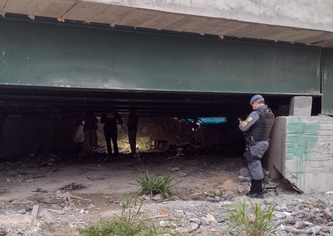 Homem é encontrado morto embaixo de ponte em Manaus