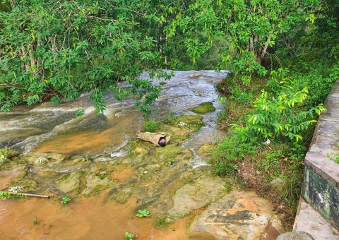 Corpo de homem é achado na Cachoeira das Almas em Manaus