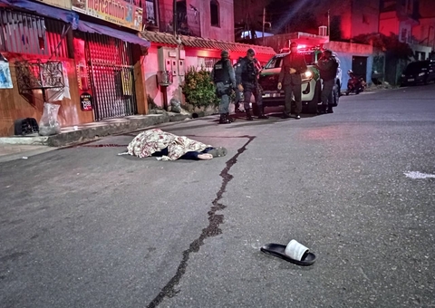 Mulher morre e companheiro é baleado durante perseguição em Manaus