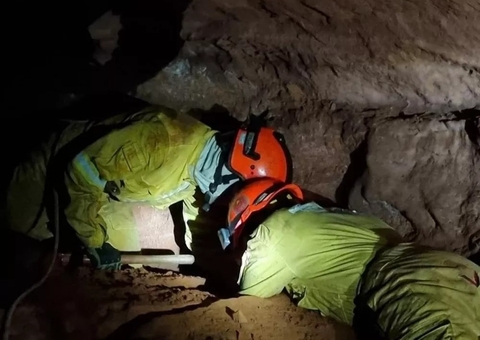 Bombeiros confirmam nove mortes em desabamento de gruta em SP