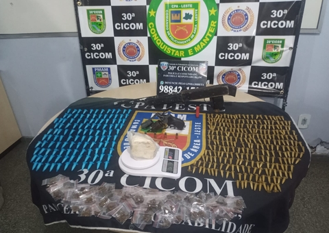 Após tiroteio, dupla é presa com drogas e armas em Manaus