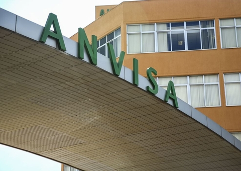 Anvisa diz que não recebeu pedido de registro de vacinas para crianças