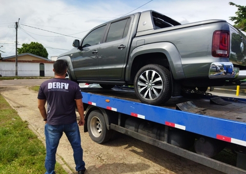 Suspeitos de integrar organização especialista em roubos de carros são presos em Manaus