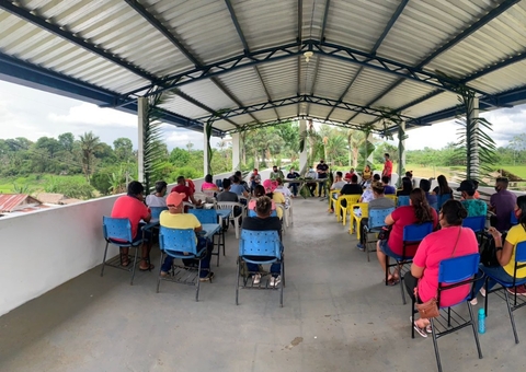 Indígenas iniciam curso de técnico de enfermagem no Amazonas